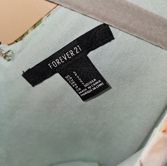 Forever 21 Floral Flowy Dress SZ S - Picture 4 of 5